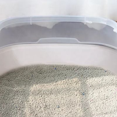 Geräumige, selbstreinigende Müllbox für mehrere Katzen