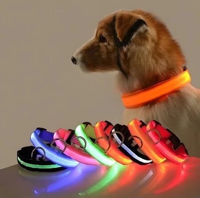Einstellbares wasserdichtes Blitzlicht Hundehalsband für den Nachtspaziergang