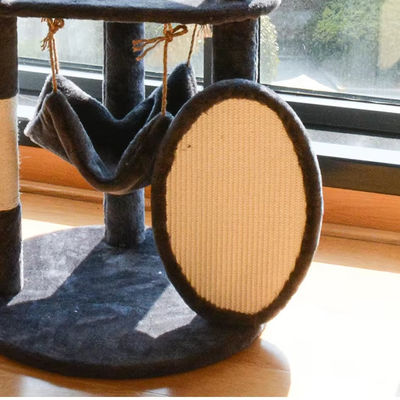 Vorteilhaftes Holz Moderne Katze Sisal Scratcher Mehrstufige Katze Kletterrahmen und Hängematte