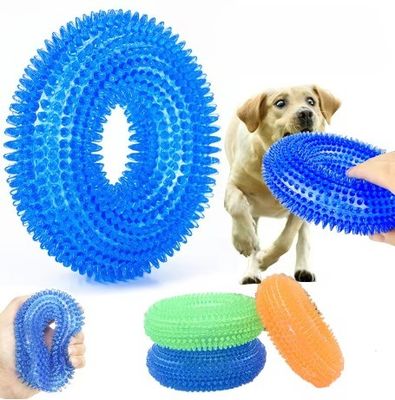 Interaktives Kauspielzeug für Haustiere, knisternde Bissbeständiges Stacheltandreinigungsspielzeug für Hunde